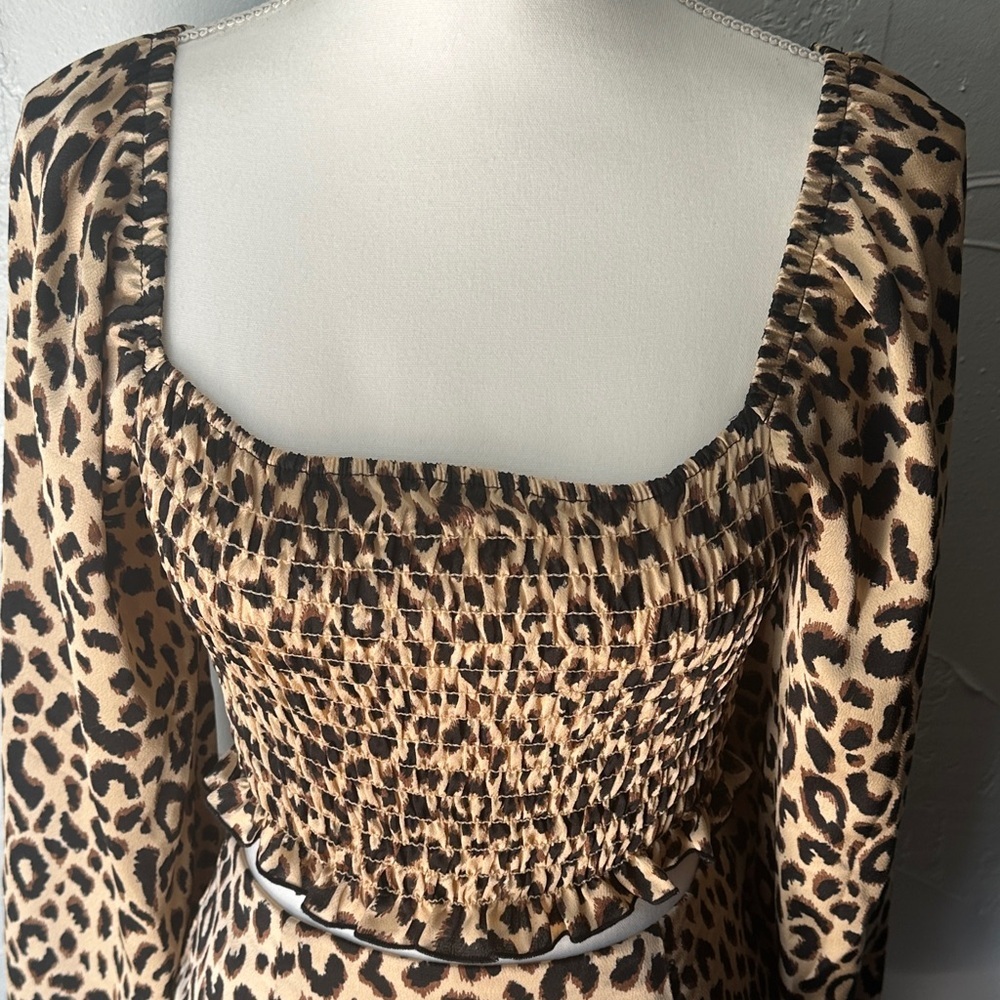 Leopard Print Skirt Set - Picture 9 of 12